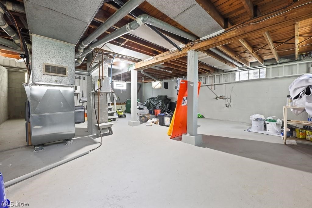 1077 W State Street Alliance OH 44601