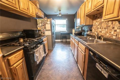 1854 Drenik Drive Wickliffe OH 44092