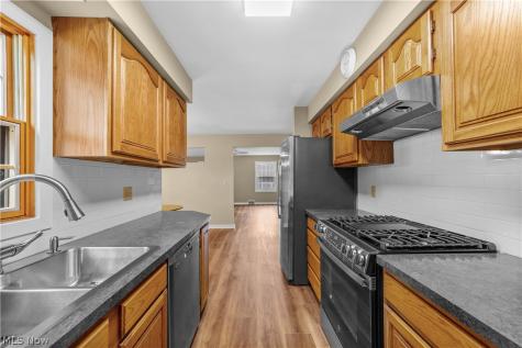 3413 Akins Road North Royalton OH 44133