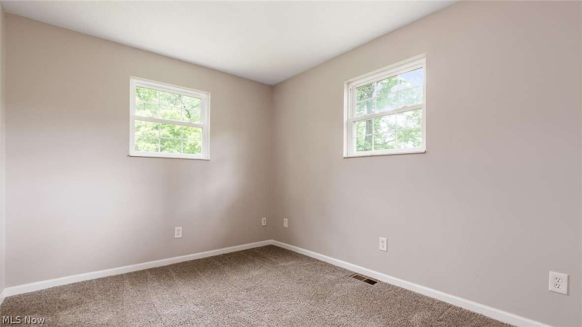 126 Juanita Drive Zanesville OH 43701