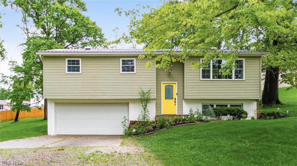 126 Juanita Drive Zanesville OH 43701