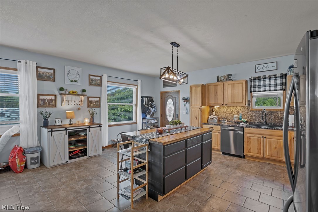 7865 Rose Hill Road Roseville OH 43777