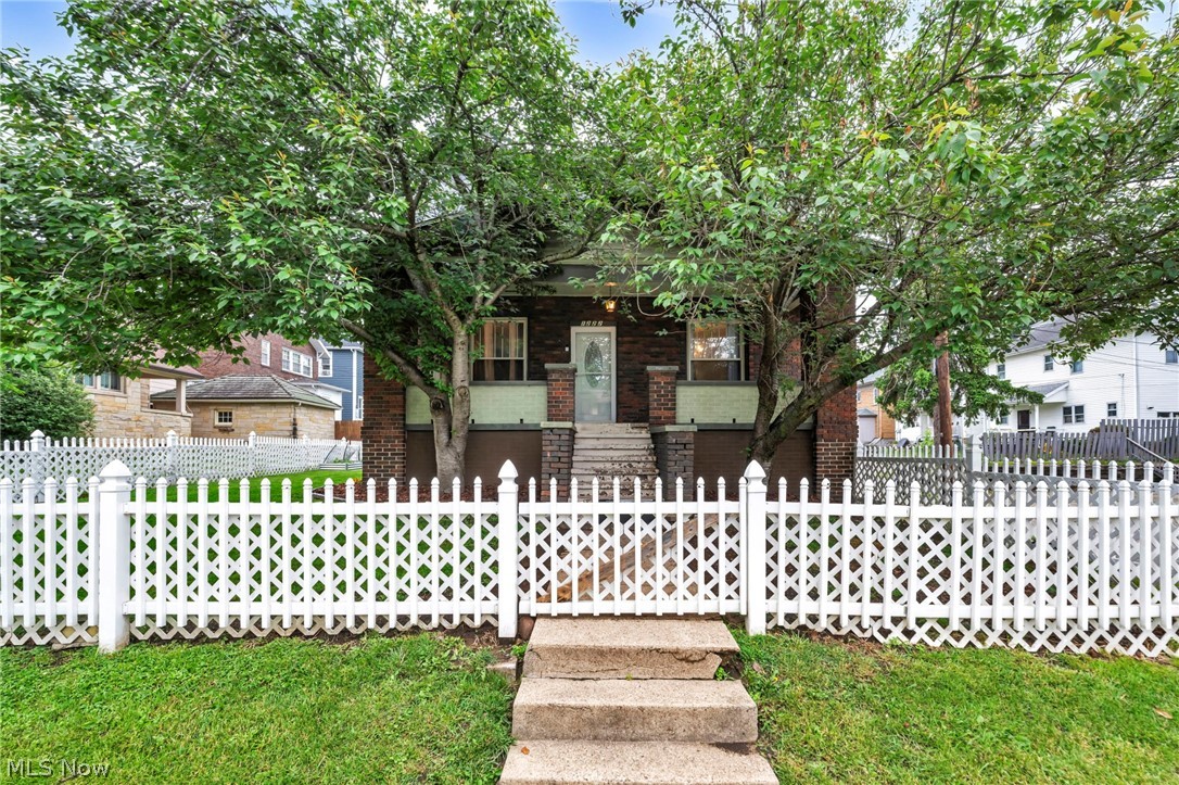 1222 Blue Avenue Zanesville OH 43701