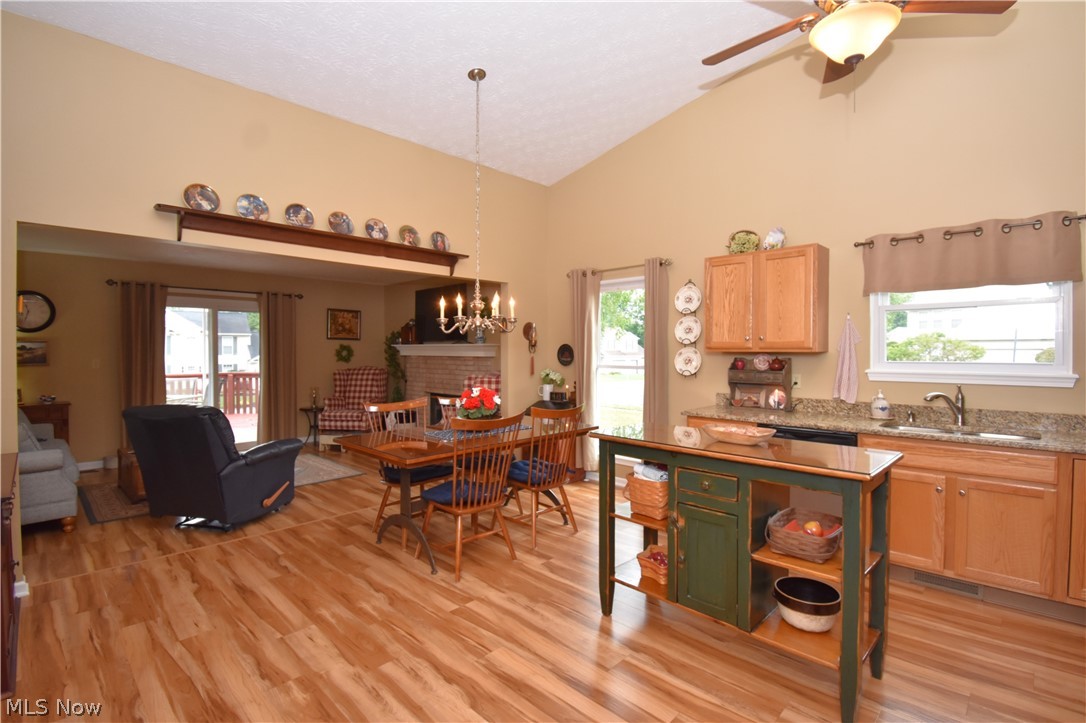 200 Potters Circle Girard OH 44420