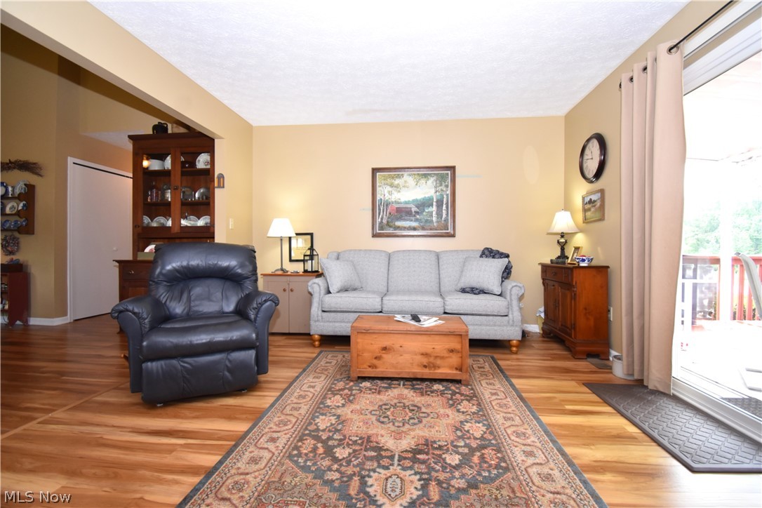 200 Potters Circle Girard OH 44420