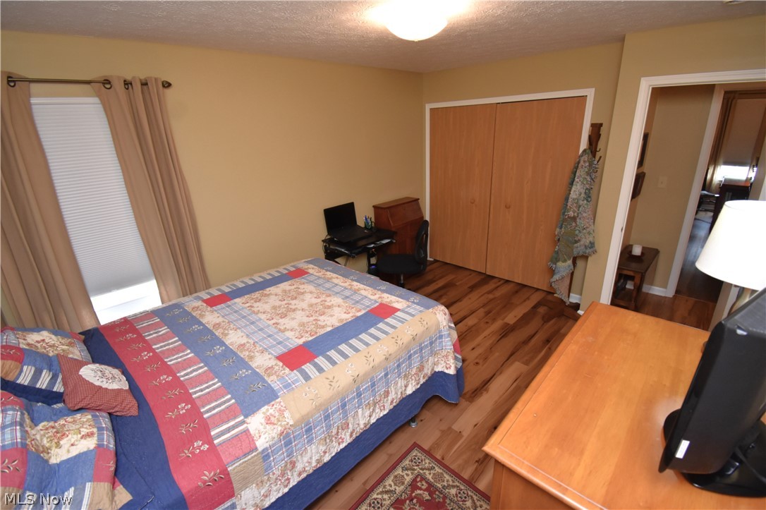 200 Potters Circle Girard OH 44420