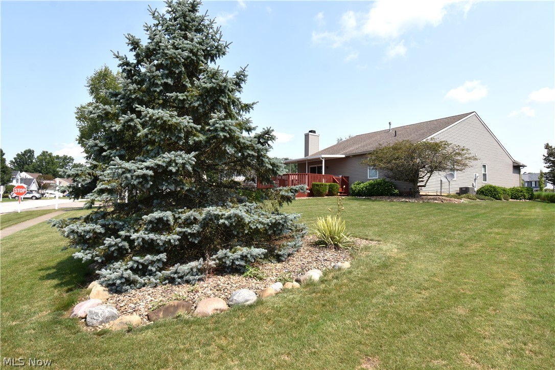 200 Potters Circle Girard OH 44420
