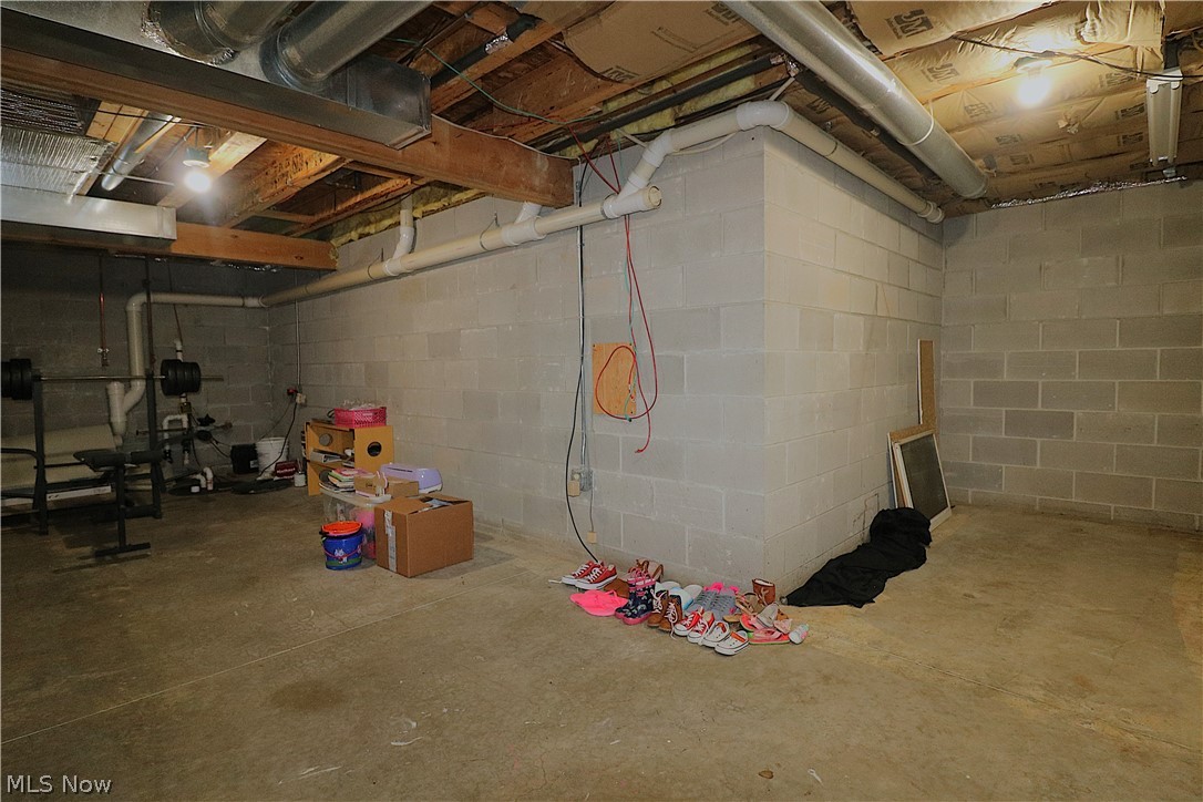 14 Manchester Drive Norwalk OH 44857