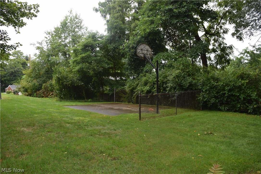 5040 2nd Street NW Canton OH 44708