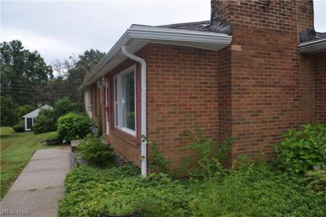 5040 2nd Street NW Canton OH 44708