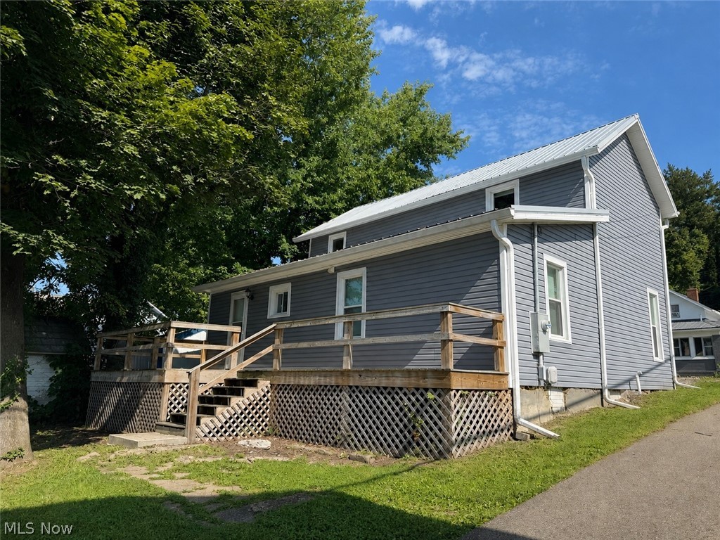 58 W Jefferson Avenue Mcconnelsville OH 43756