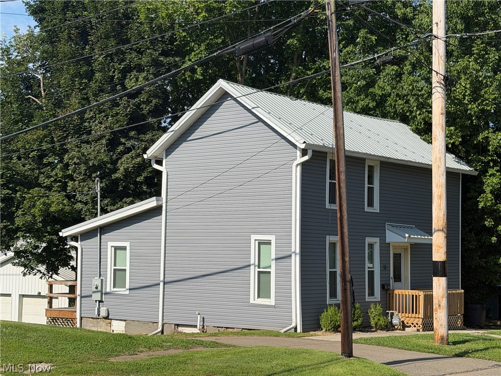 58 W Jefferson Avenue Mcconnelsville OH 43756