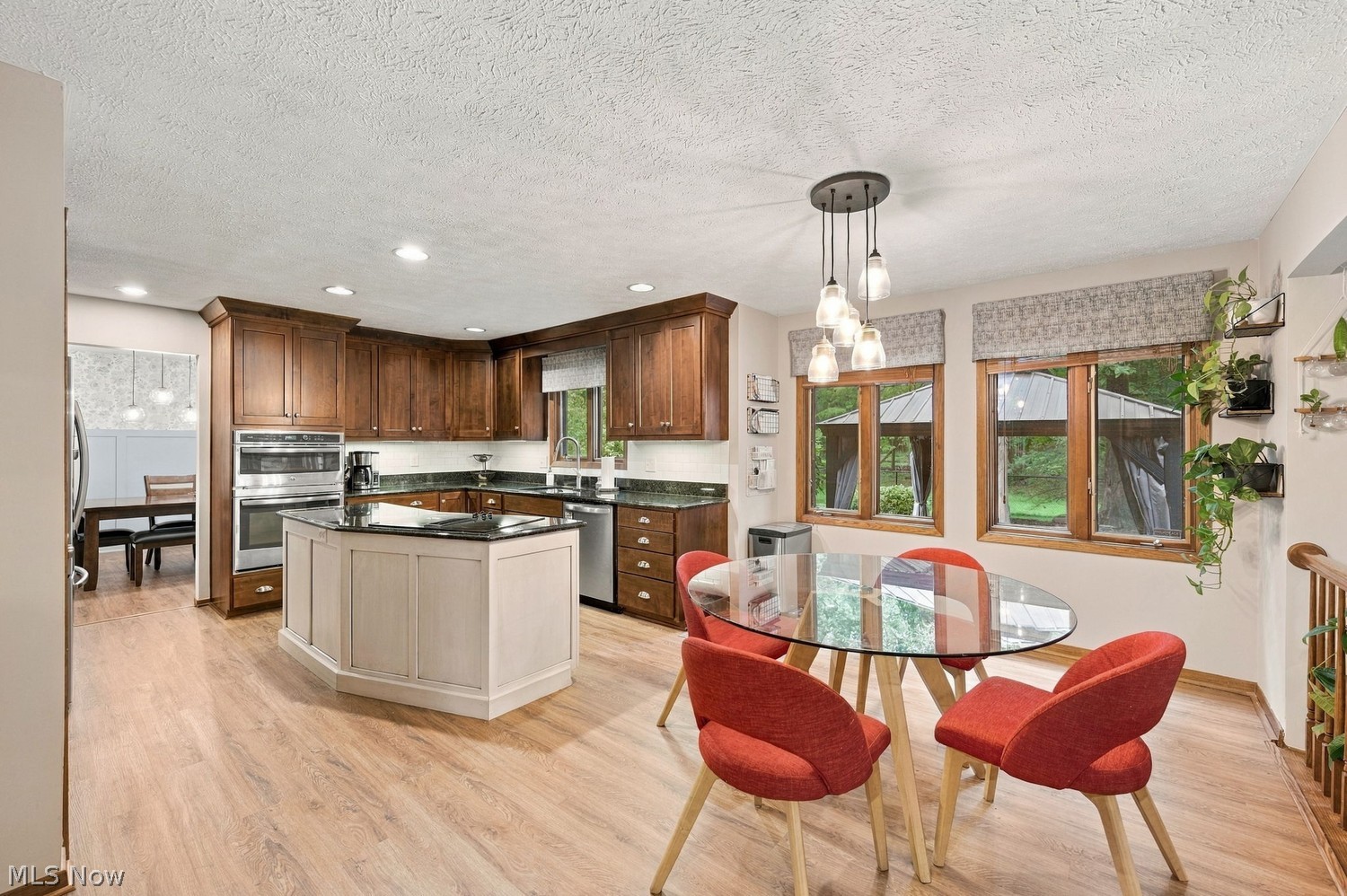 3075 Oakwood Lane Westlake OH 44145