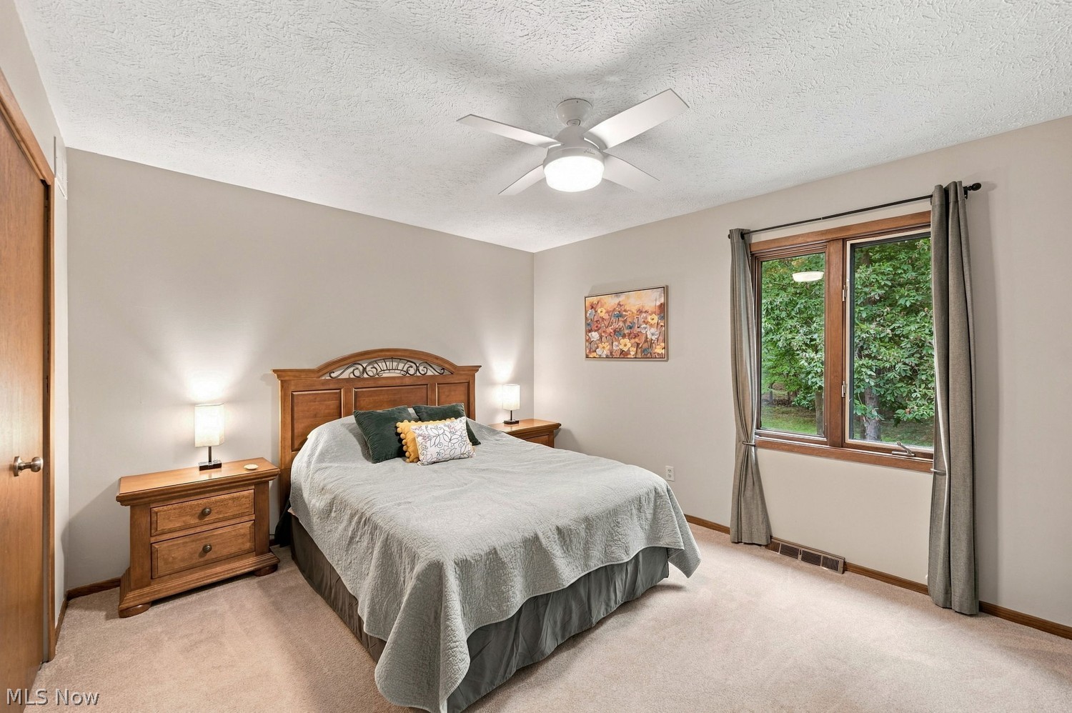 3075 Oakwood Lane Westlake OH 44145