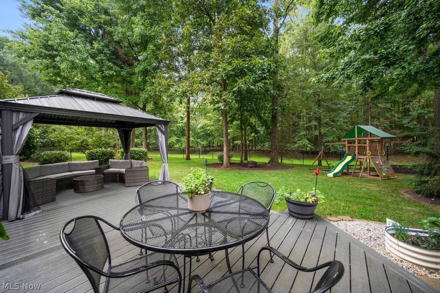 3075 Oakwood Lane Westlake OH 44145