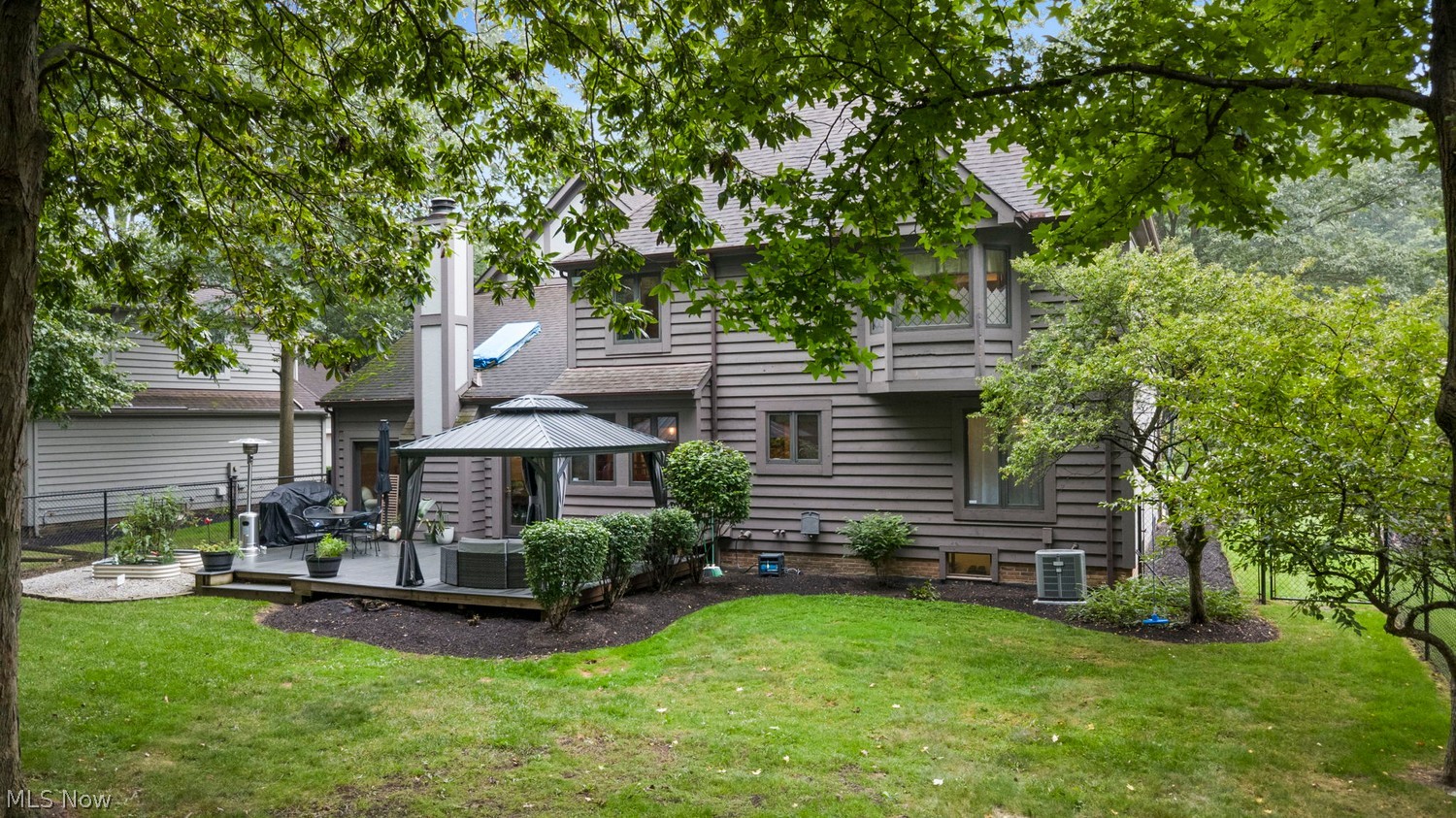 3075 Oakwood Lane Westlake OH 44145
