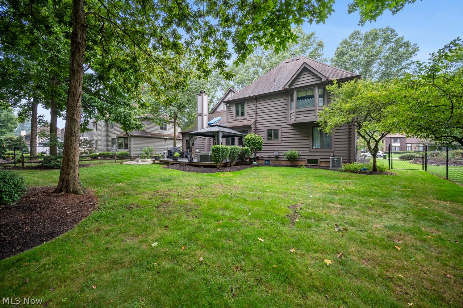 3075 Oakwood Lane Westlake OH 44145
