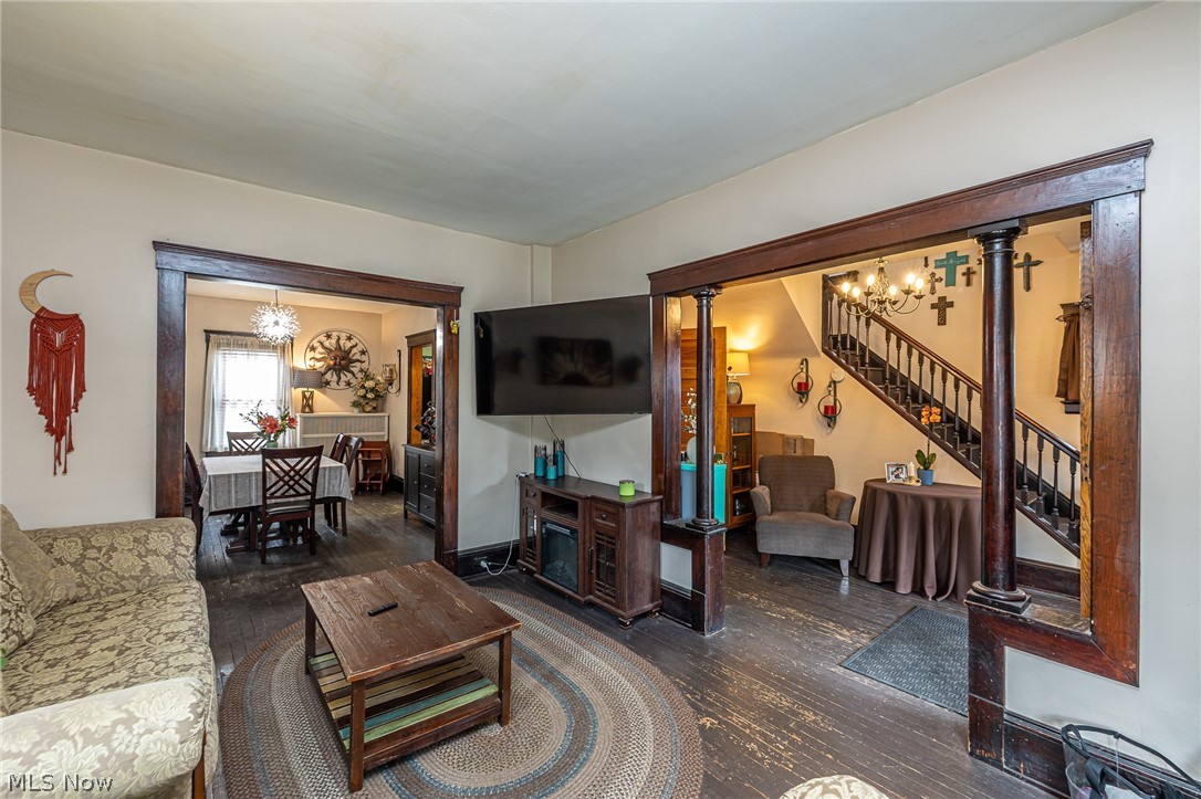 3858 W 16th Street Cleveland OH 44109