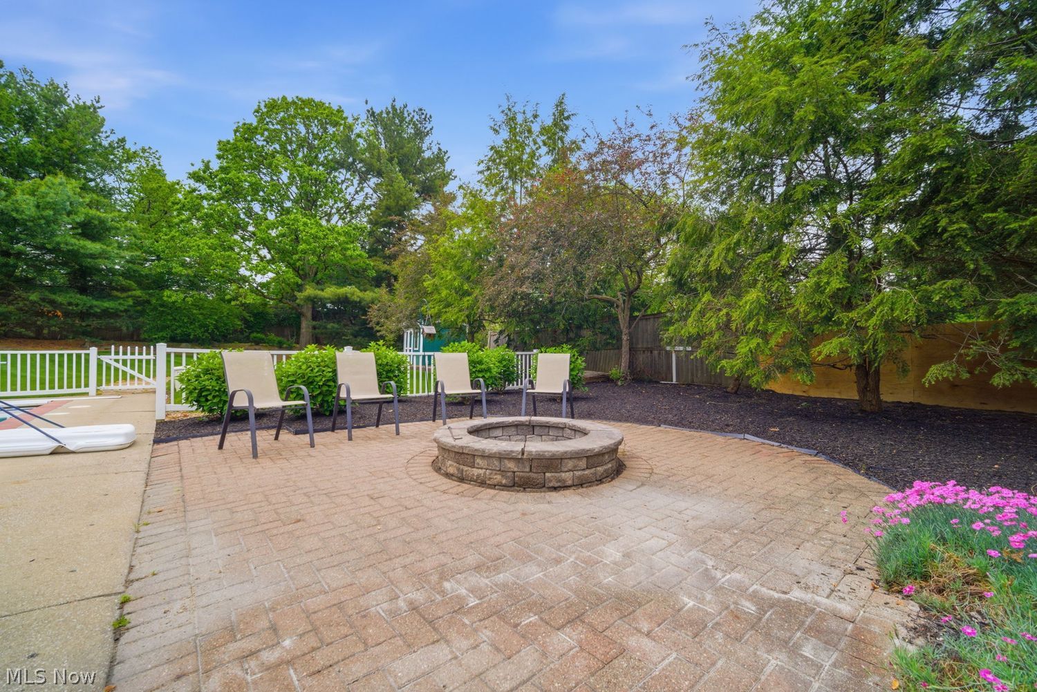 5334 Sunset Oval North Olmsted OH 44070