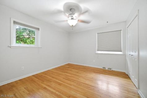 5334 Sunset Oval North Olmsted OH 44070
