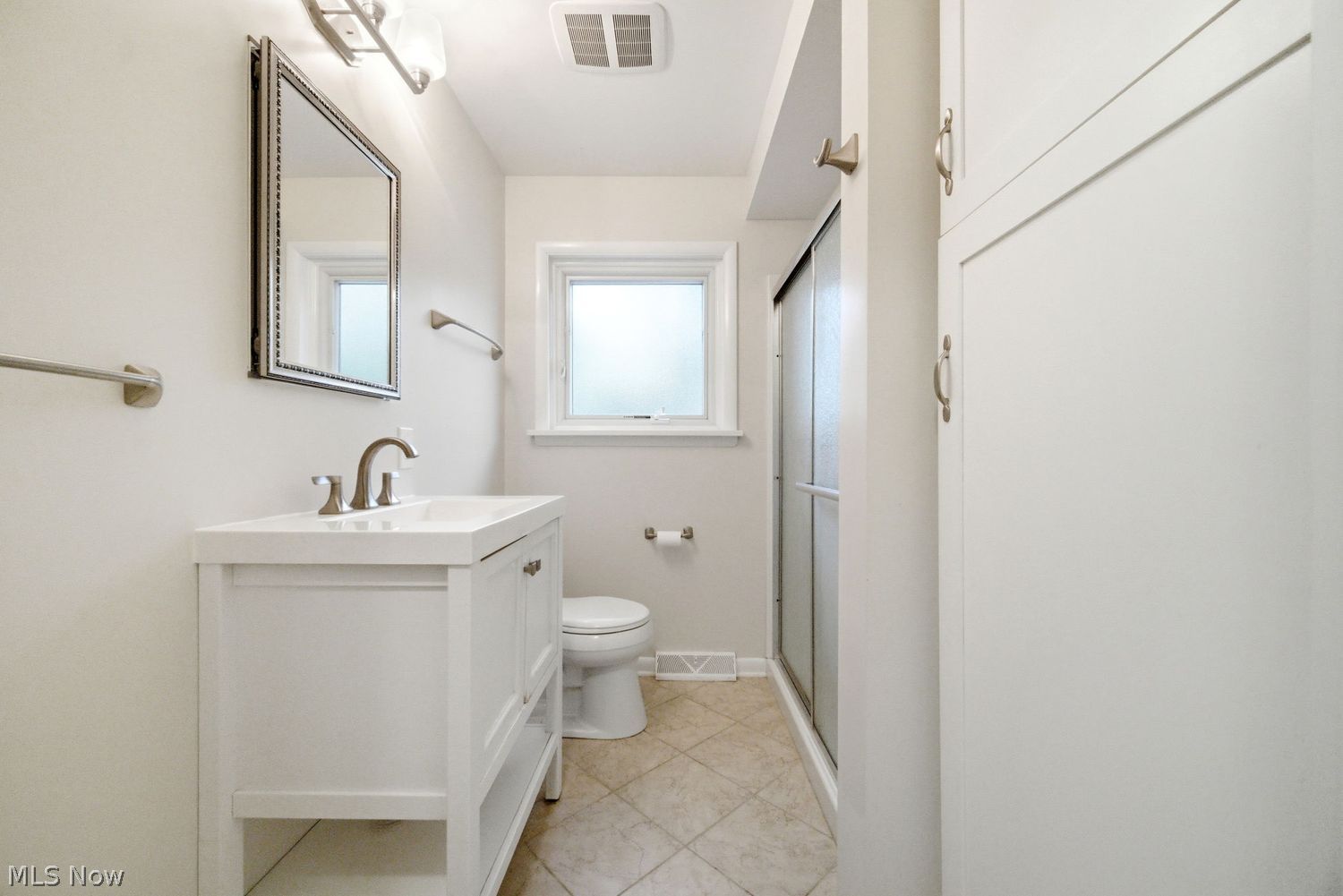 5334 Sunset Oval North Olmsted OH 44070