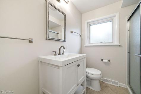 5334 Sunset Oval North Olmsted OH 44070