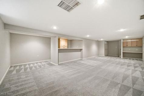 5334 Sunset Oval North Olmsted OH 44070