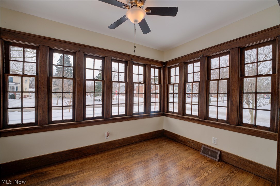 855 Osborn Avenue Lorain OH 44052