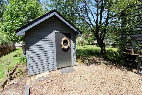133 South Street Medina OH 44256