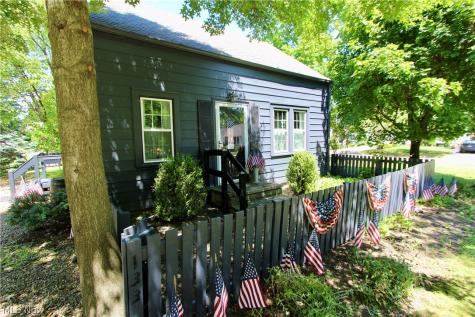 133 South Street Medina OH 44256