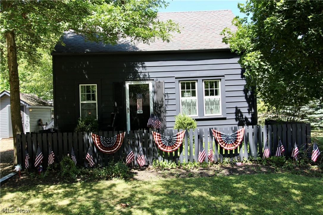 133 South Street Medina OH 44256