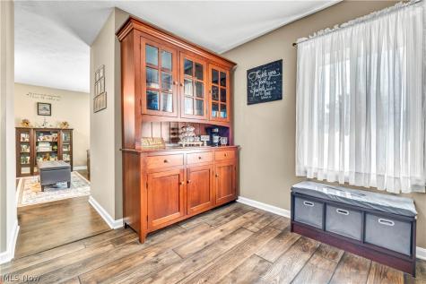 977 Lloyd Road Wickliffe OH 44092