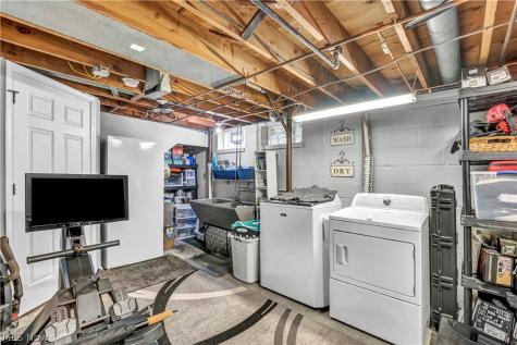 977 Lloyd Road Wickliffe OH 44092