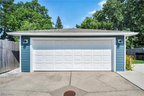 977 Lloyd Road Wickliffe OH 44092