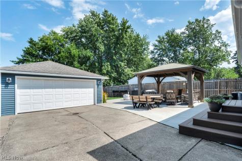 977 Lloyd Road Wickliffe OH 44092