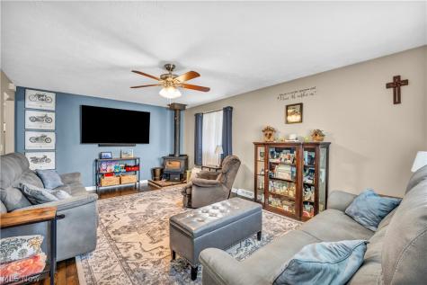 977 Lloyd Road Wickliffe OH 44092
