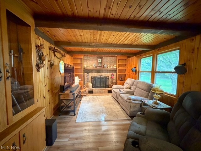 6092 East Avenue Extension SE Gnadenhutten OH 44629