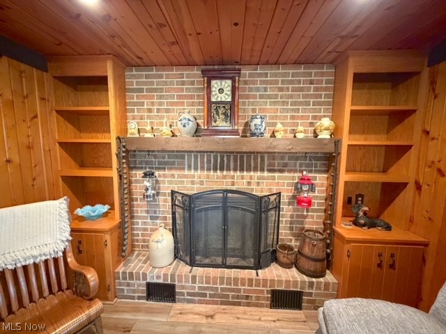6092 East Avenue Extension SE Gnadenhutten OH 44629