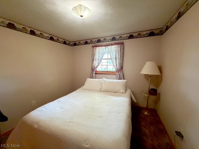 6092 East Avenue Extension SE Gnadenhutten OH 44629