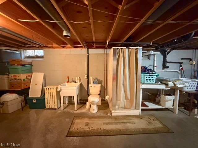 6092 East Avenue Extension SE Gnadenhutten OH 44629