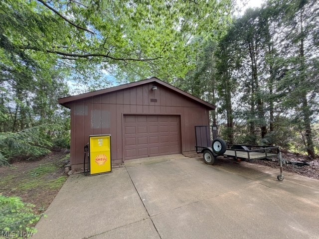 6092 East Avenue Extension SE Gnadenhutten OH 44629