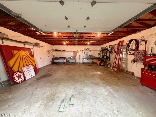 6092 East Avenue Extension SE Gnadenhutten OH 44629