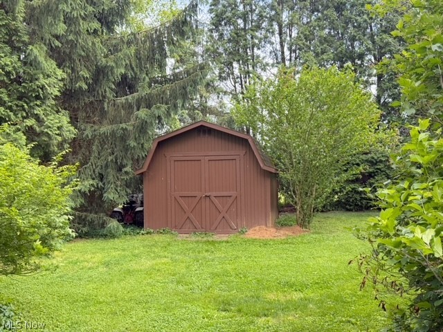 6092 East Avenue Extension SE Gnadenhutten OH 44629