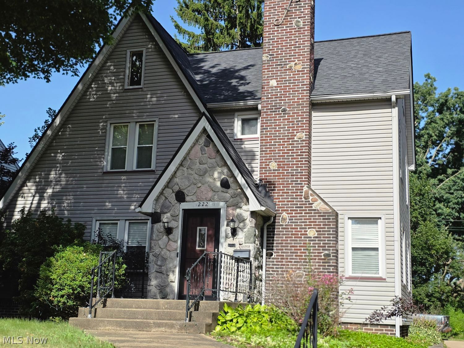 222 NW Raff Road NW Canton OH 44708