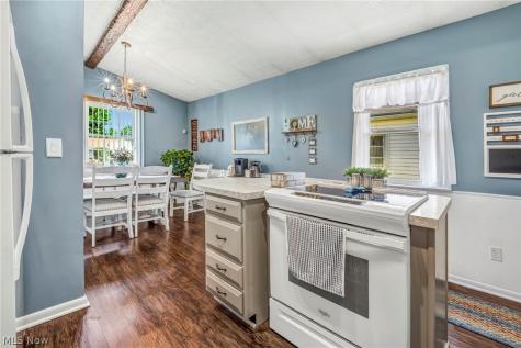584 Stanley Road Akron OH 44312