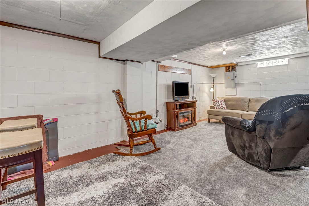 584 Stanley Road Akron OH 44312