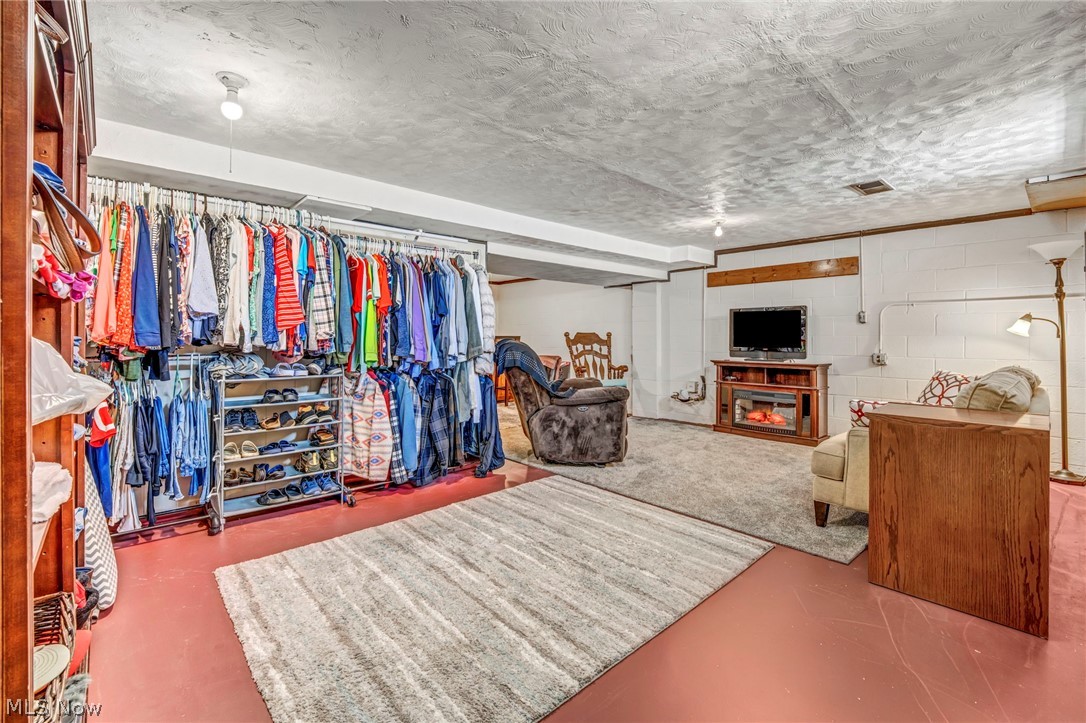 584 Stanley Road Akron OH 44312