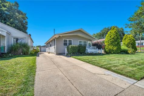 584 Stanley Road Akron OH 44312