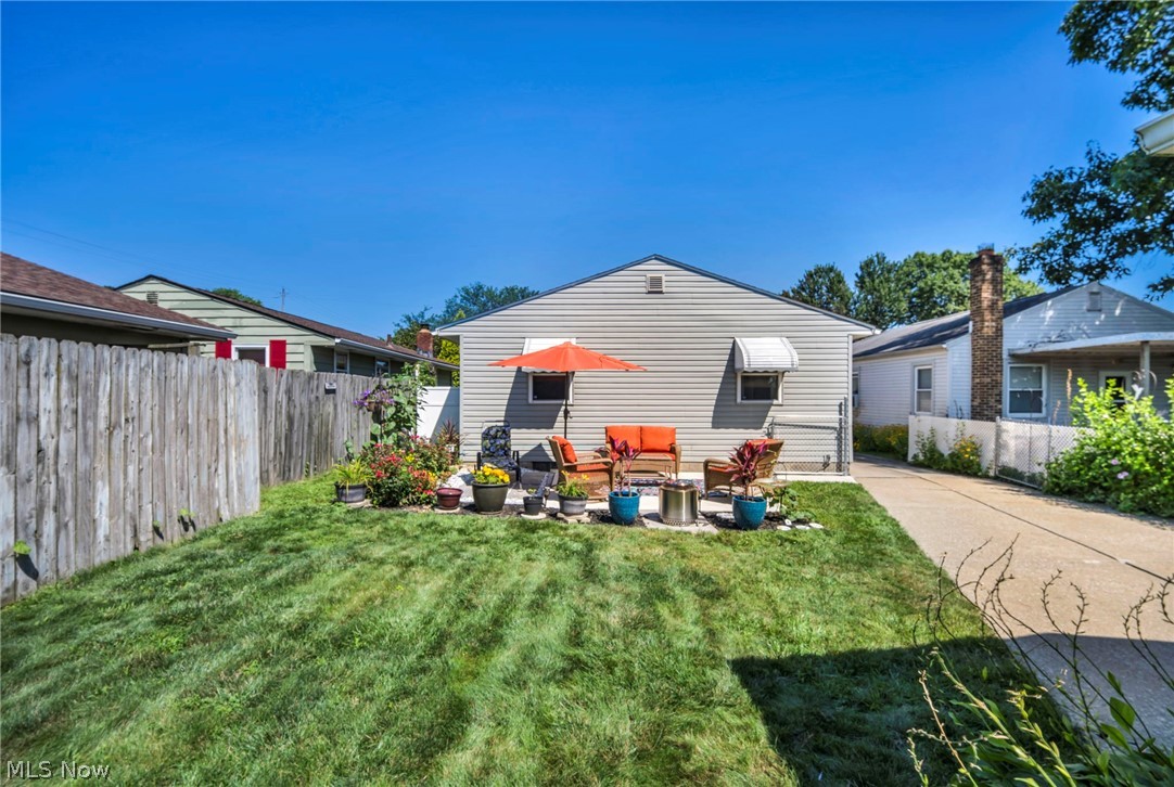 584 Stanley Road Akron OH 44312