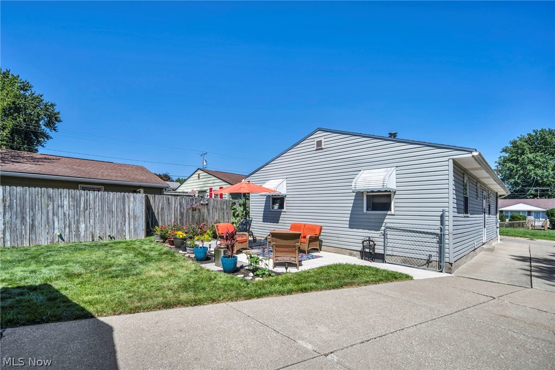 584 Stanley Road Akron OH 44312